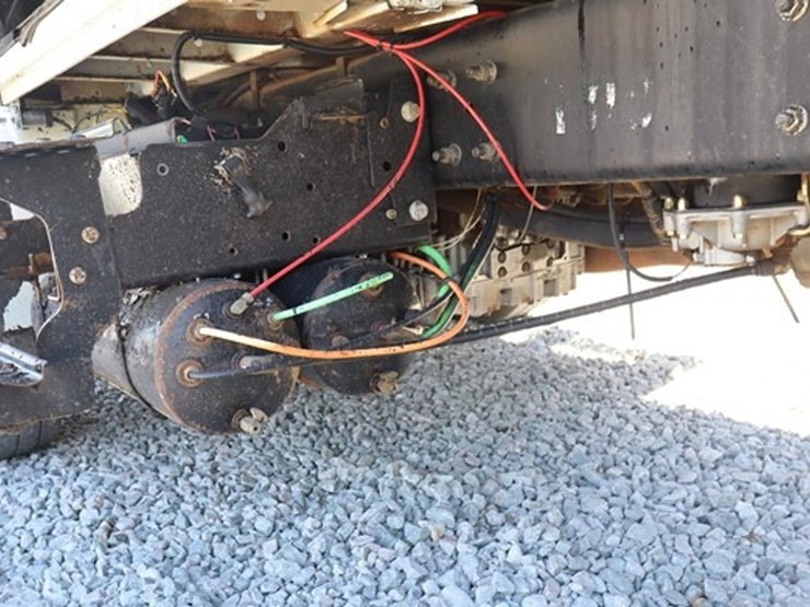 2005-international-durastar-4300-image-34