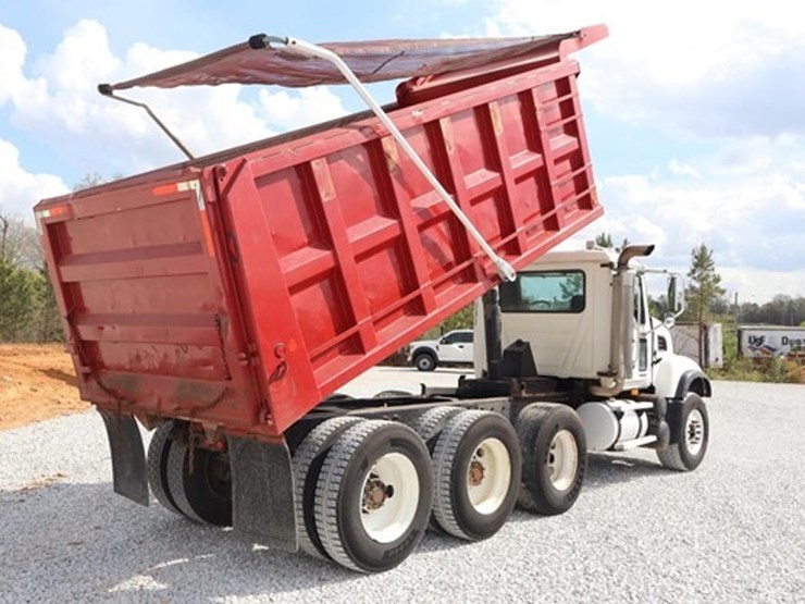 #516-•-2007-mack-cv713-tri-axle-dump-truck-image-5