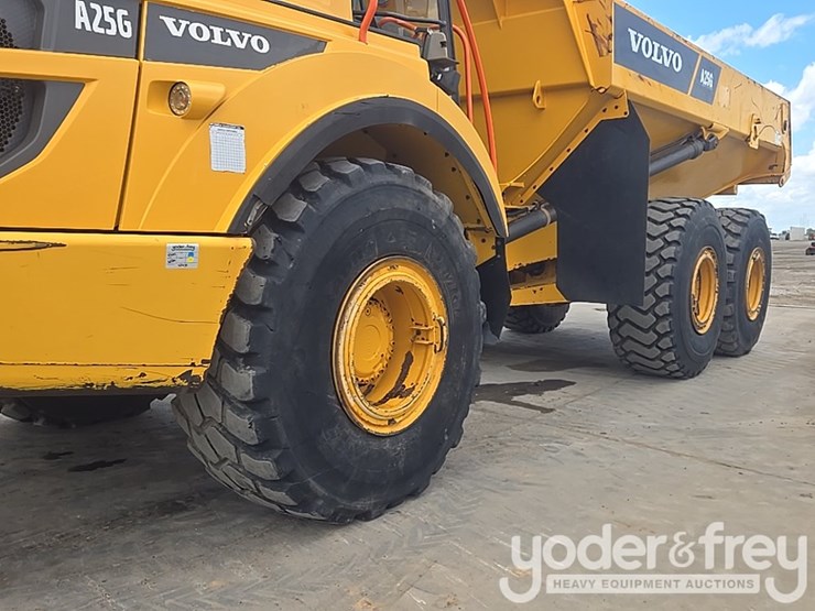 2021-volvo-a25g-image-9