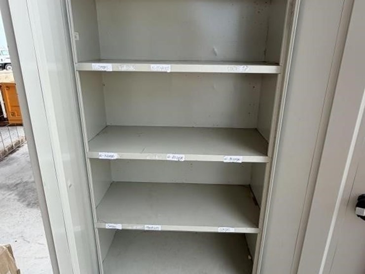 sl---locker-cabinet-image-2