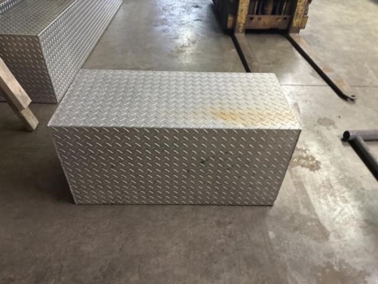 aluminum-toolbox-image-3