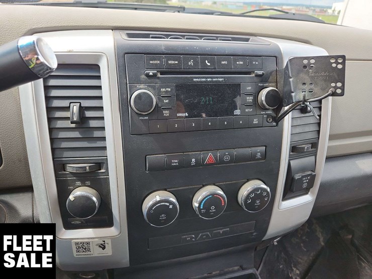 2012-dodge-2500-image-43