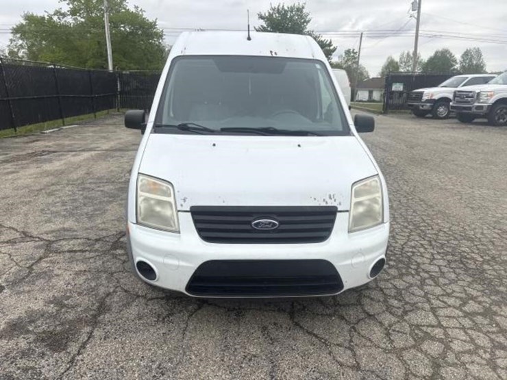 2010-ford-transit-connect-image-7