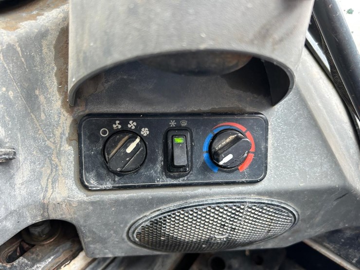 2018-bobcat-t590-image-26