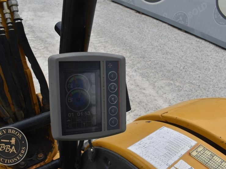 2016-caterpillar-305e2-cr-image-46
