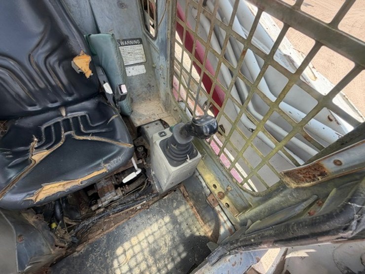 takeuchi-tl150-image-51
