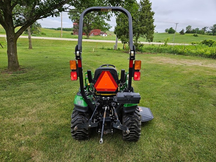 john-deere-1025r-image-4