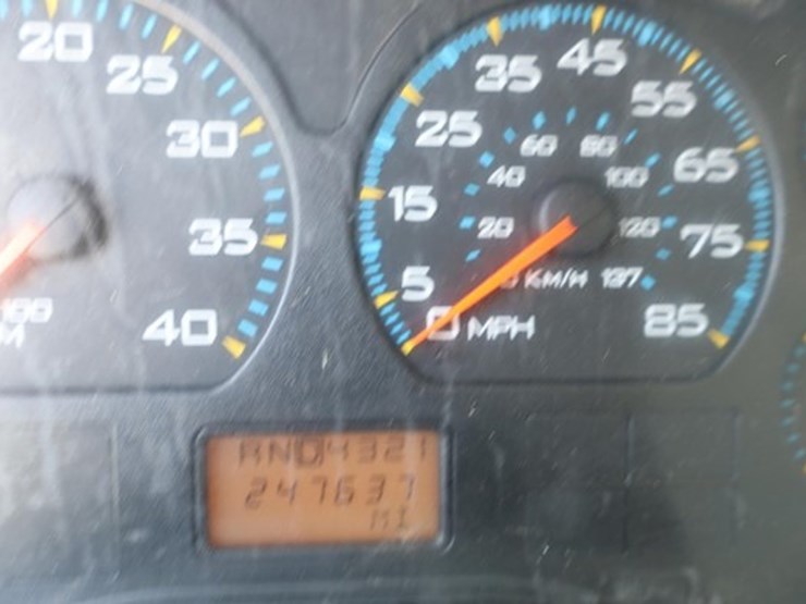 2005-international-durastar-4300-image-22
