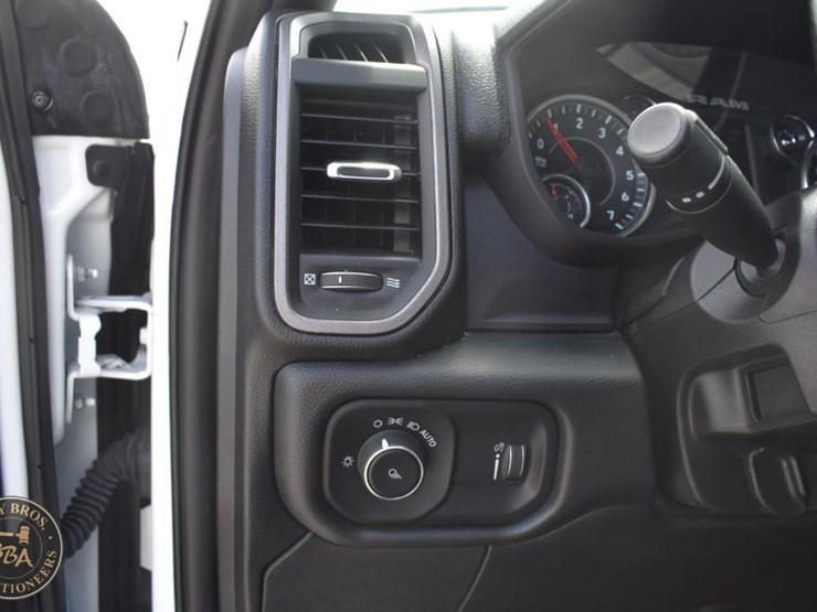 2022-ram-3500-hd-image-26