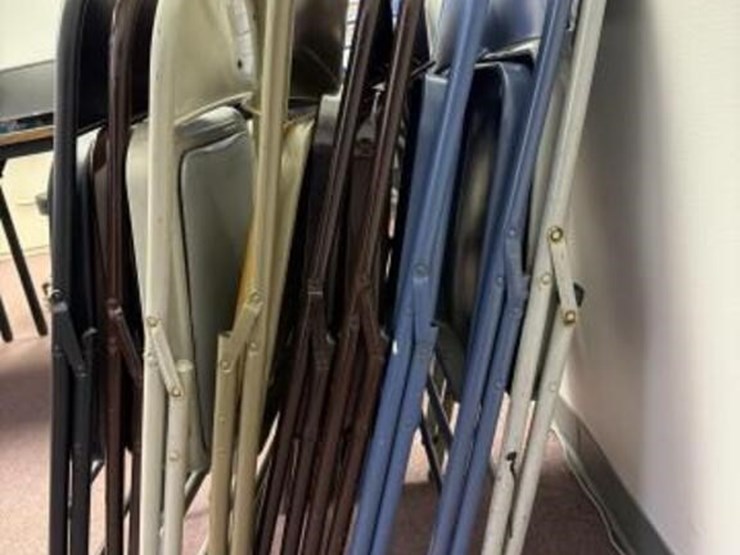 (9)-metal-folding-chairs,-various-colors-image-1