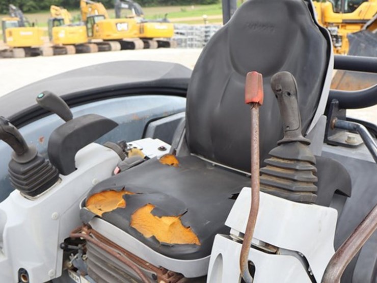 2012-kubota-kx057-4-image-22