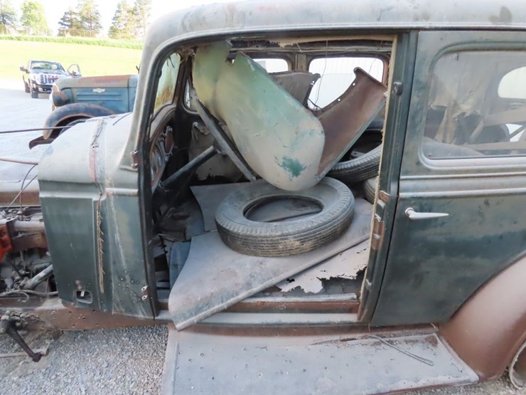 1934-chevrolet-4dr-sedan-image-8