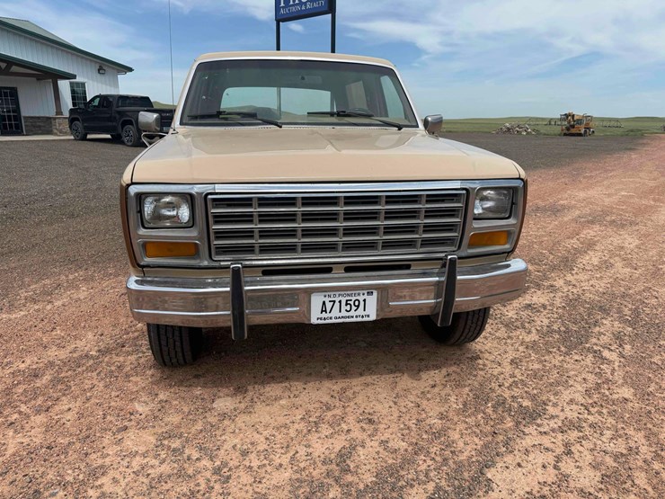 1985-ford-bronco-image-8