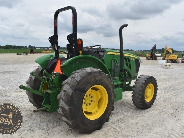 2021-john-deere-5045e-image-5