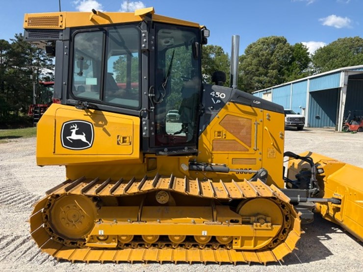 2023-deere-450-p-tier-lgp-image-4