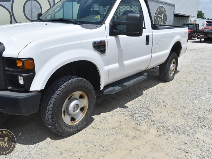 2009-ford-f350-image-14