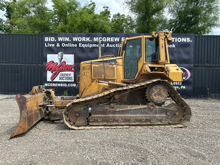 caterpillar-d6n-lgp-image-1