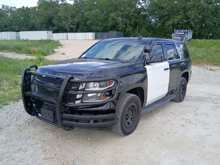 2018-chevrolet-tahoe-image-1
