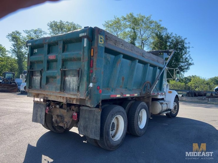 2001-kenworth-t300-image-8