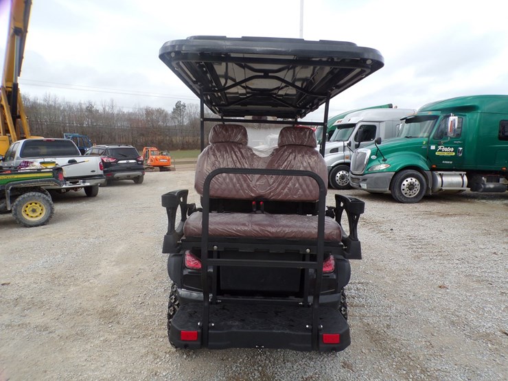#110-•-6-seater-electric-golf-cart-image-4