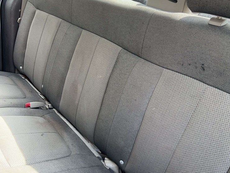 2010-ford-f150-image-27