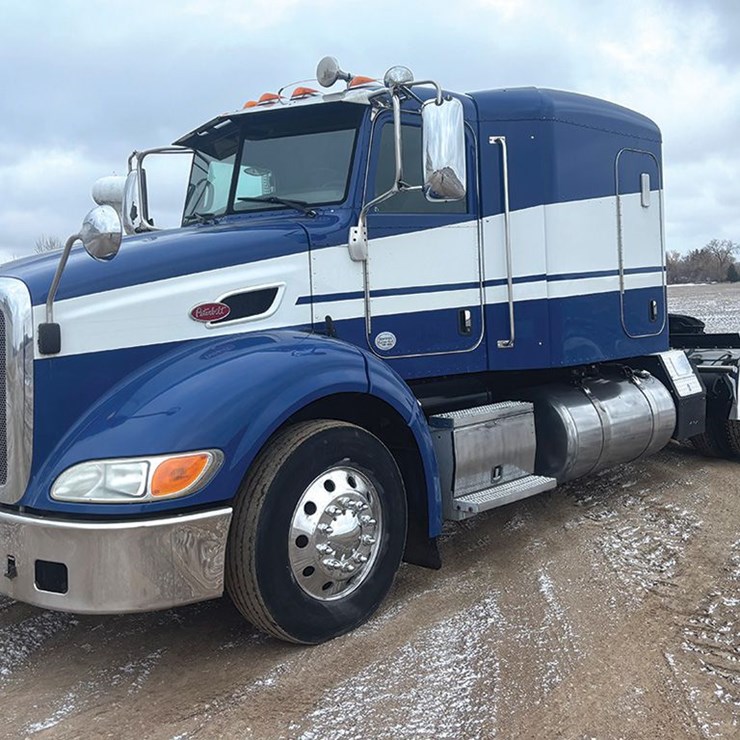 2014 PETERBILT 384