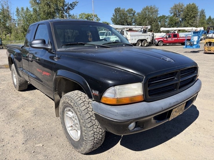 1999-dodge-dakota-sport-image-2