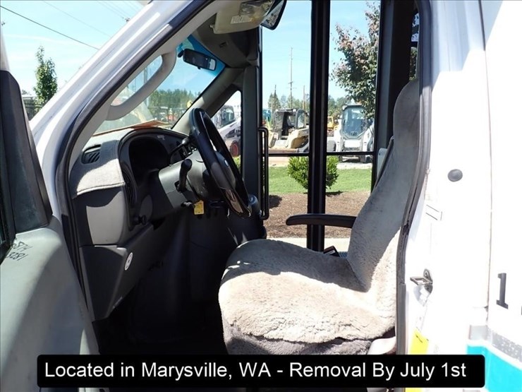 2006-ford-e450-image-8