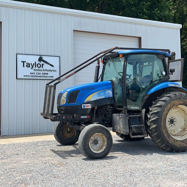 NEW HOLLAND T6020
