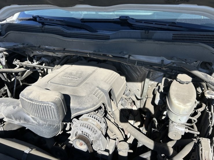2015-chevrolet-silverado-2500-image-40