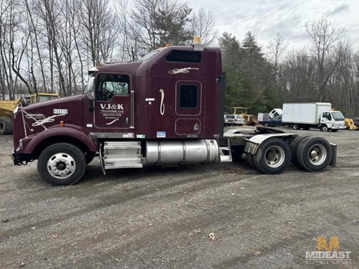 2014-kenworth-t800-image-2
