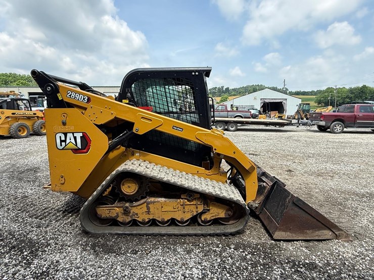 2020-caterpillar-289d3-image-5