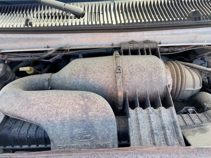 2014-ford-e450-sd-image-38