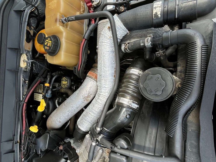 2013-ford-f550-image-50