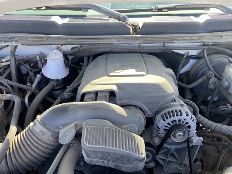 2011-chevrolet-silverado-1500-image-37