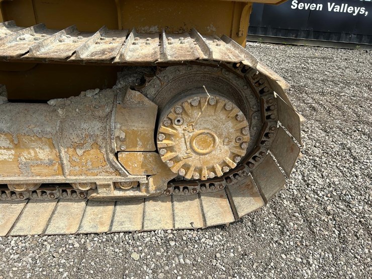 2016-caterpillar-d4k2-lgp-image-20