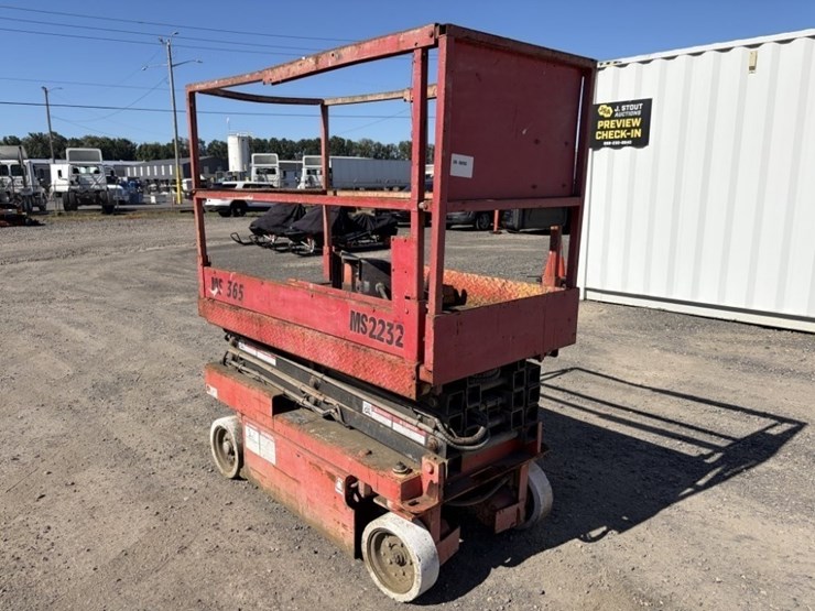 1997-grove-sm2232e-scissor-lift-image-6
