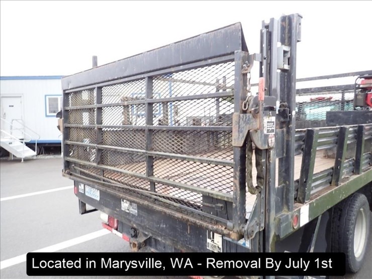2009-chevrolet-3500-image-25
