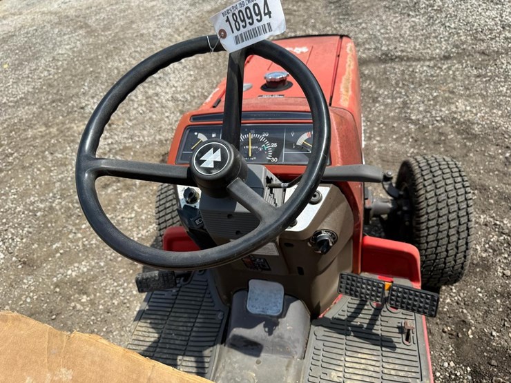 massey-ferguson-1230-image-19