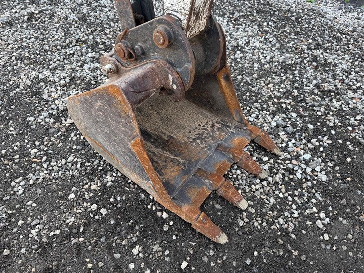 2019-bobcat-e35i-image-8