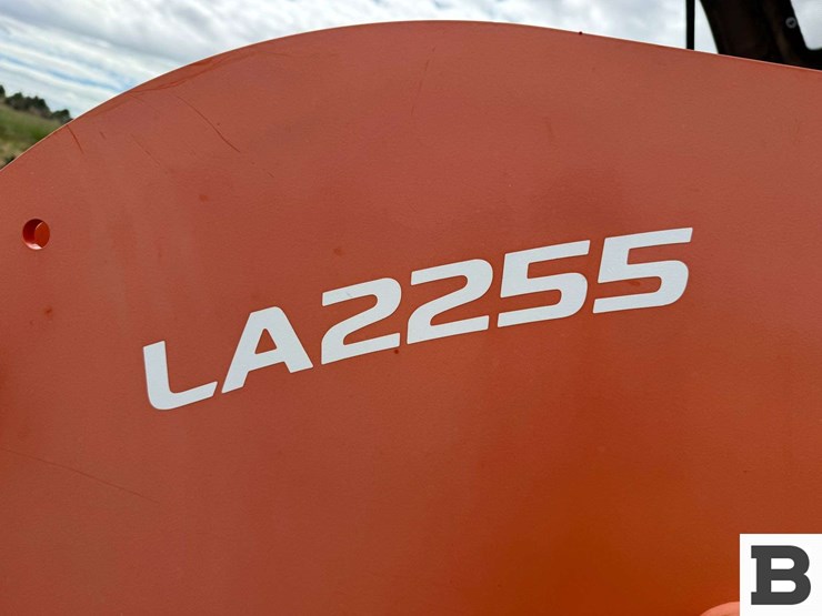 2021-kubota-m6-141-image-9