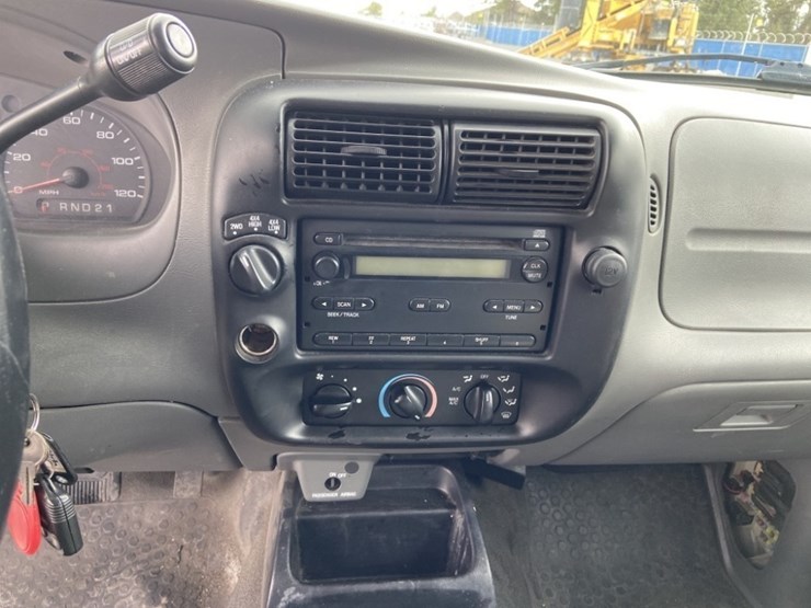 2004-ford-ranger-xlt-image-16