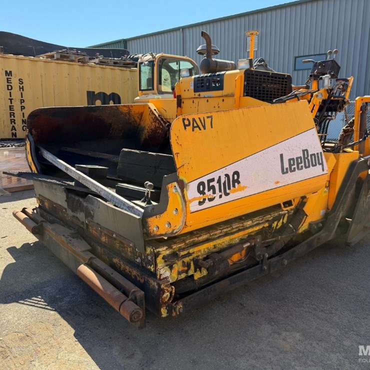 2012 CATERPILLAR CB54XW