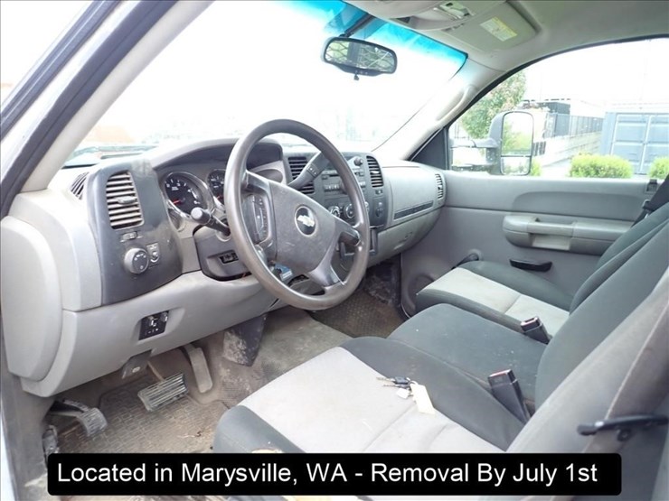 2009-chevrolet-3500-image-7