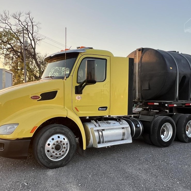2018 PETERBILT 579