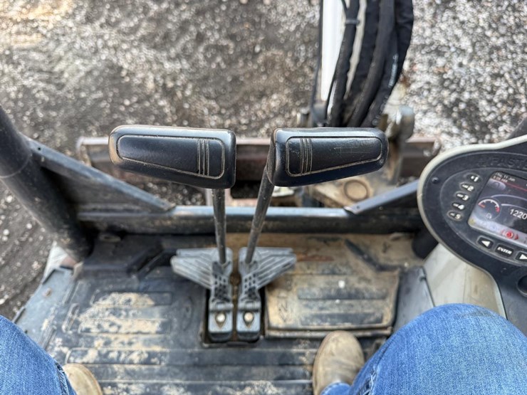 2019-bobcat-e35i-image-19