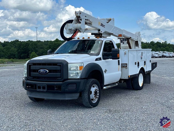 2013-ford-f550-image-10