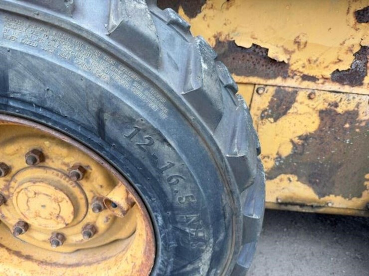 1998-new-holland-lx885-image-33