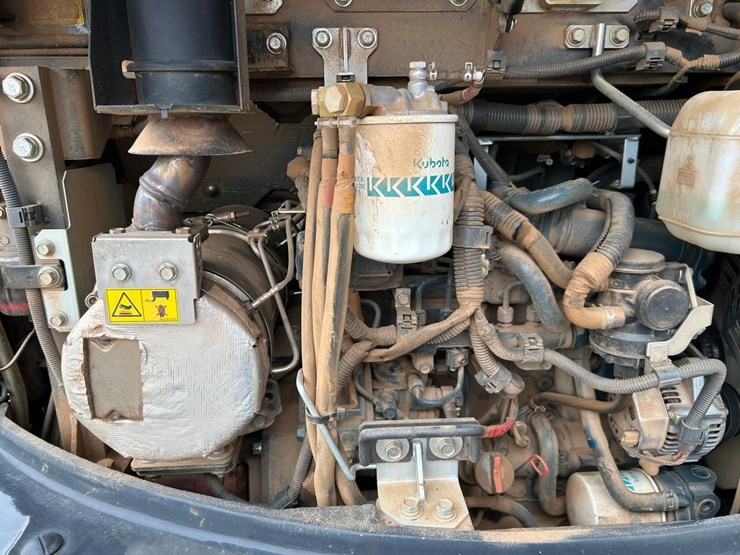 2021-kubota-u55-5-image-15