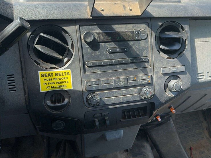 2016-ford-f350-image-14